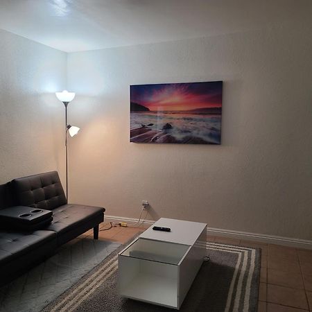 Kasota Cozy Coves Appartement Victorville Buitenkant foto
